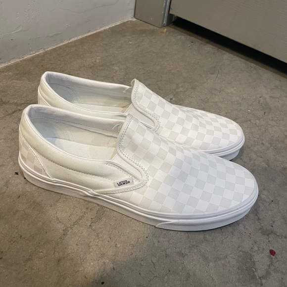 White checked vans size 12 worn only once or twice inside. - Picture 2 of 4